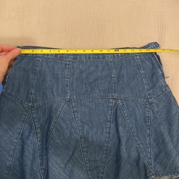 Gap 1969 Oceanside blue denim mini skirt . Size 29/8 . - Picture 9 of 9